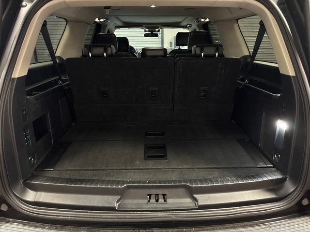 Used 2021 Ford Expedition Max Platinum RWD image 24