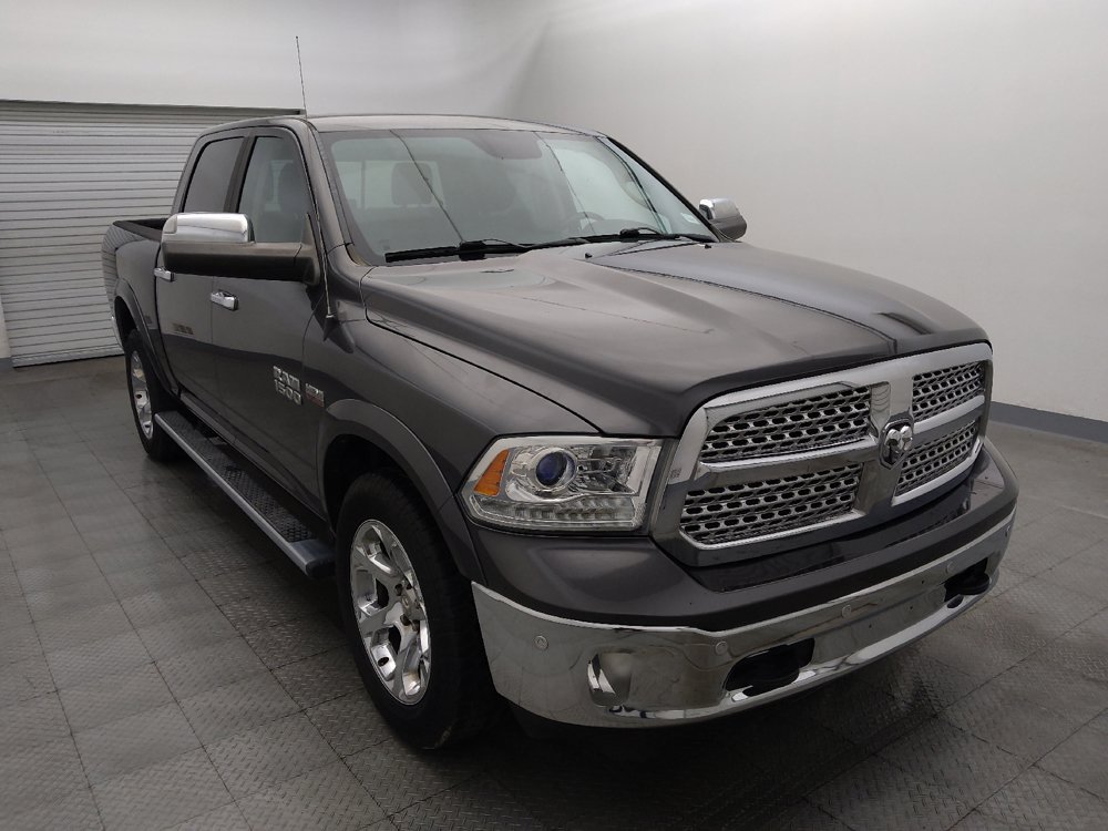 Used 2016 RAM 1500 Laramie w/ Convenience Group AWD/4WD image 13