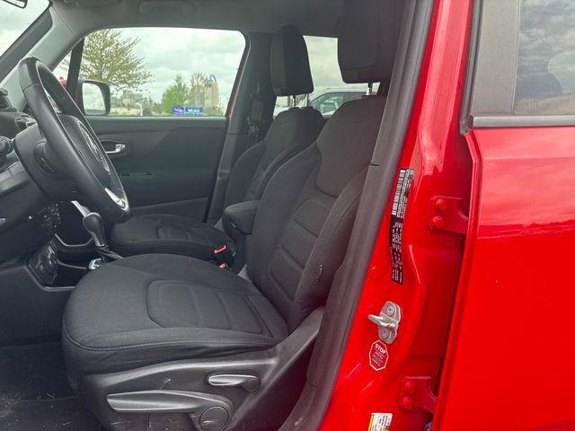 Used 2018 Jeep Renegade Latitude image 10