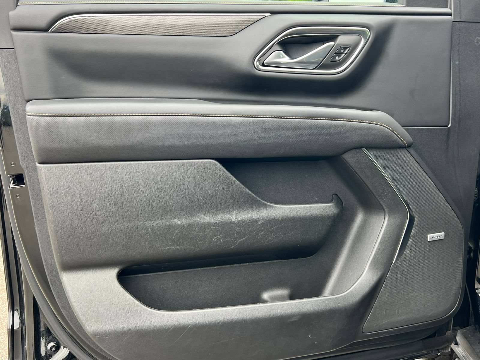 Used 2023 GMC Yukon XL AT4 w/ AT4 Premium Plus Package AWD/4WD image 17
