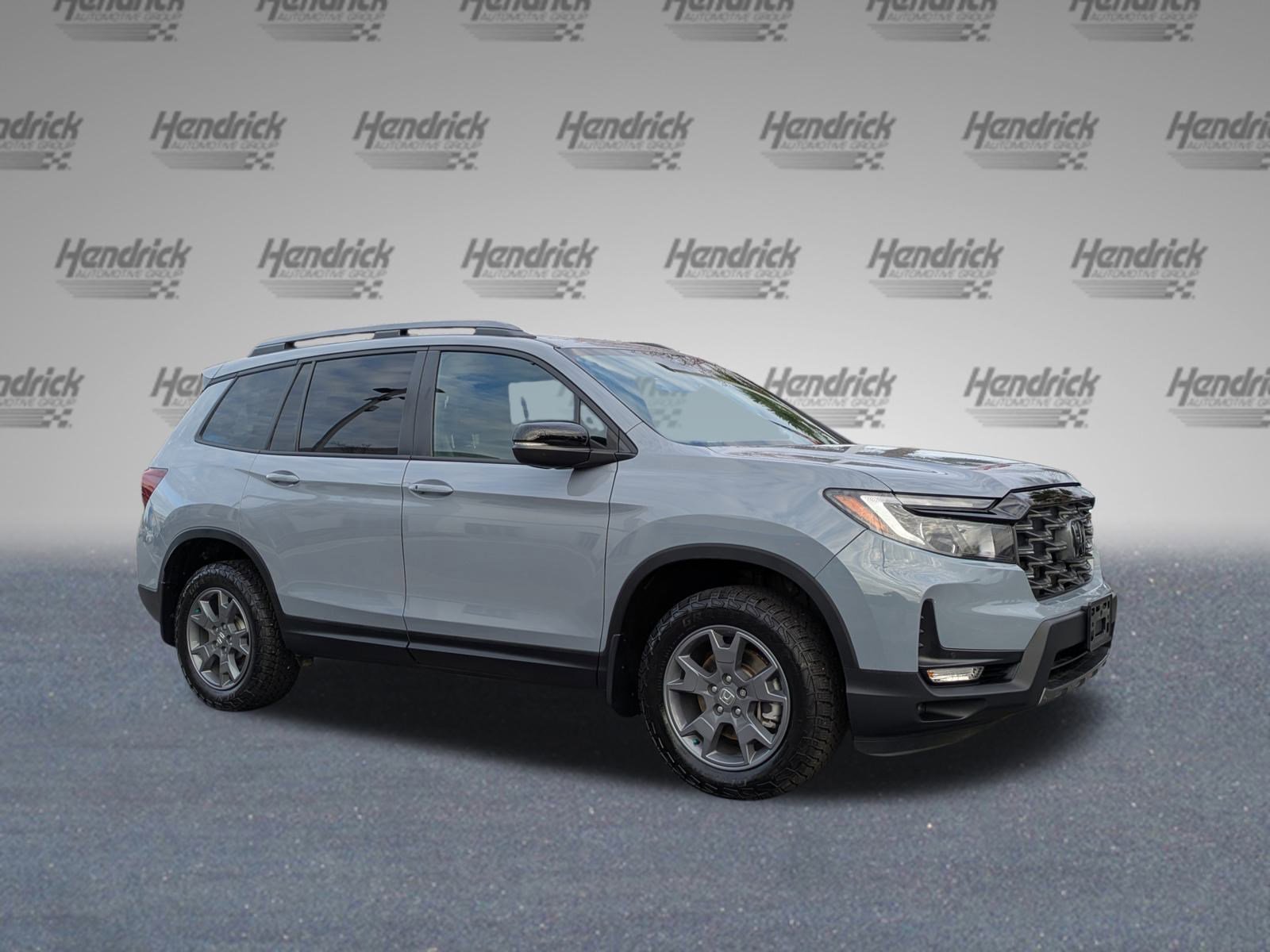 Certified 2024 Honda Passport TrailSport image 2