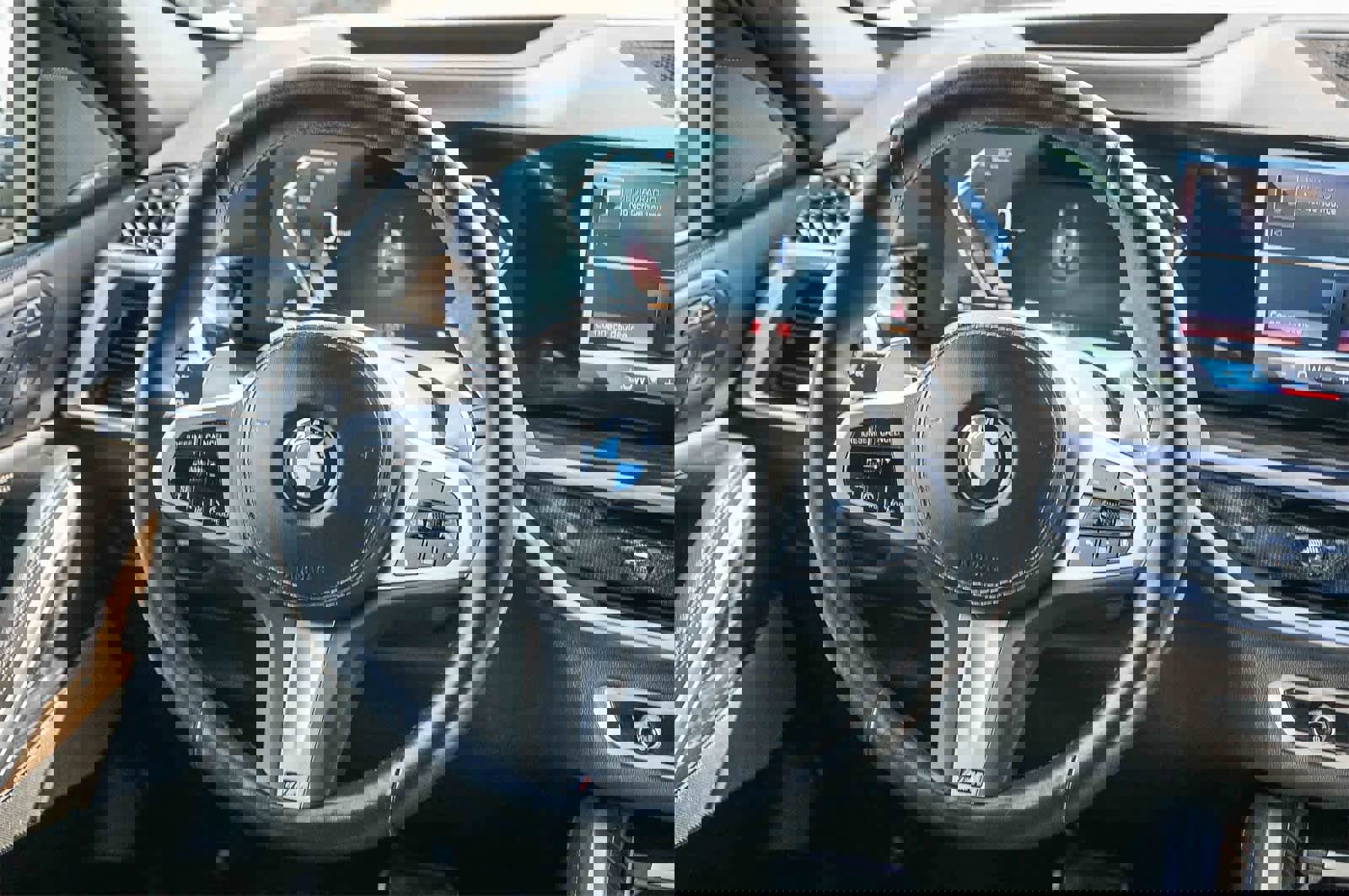 Used 2025 BMW X6 xDrive40i image 14