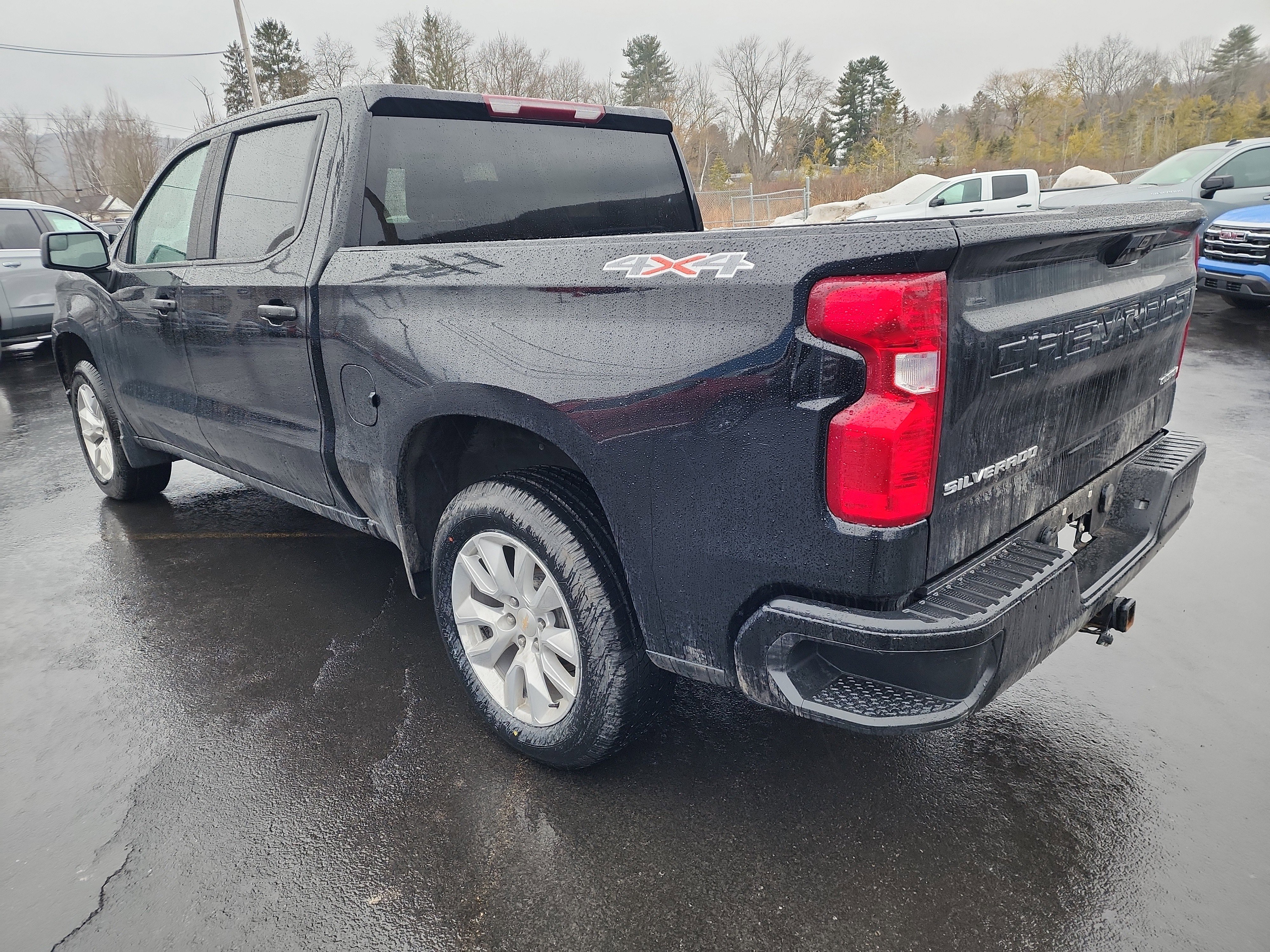 Used 2023 Chevrolet Silverado 1500 Custom image 6