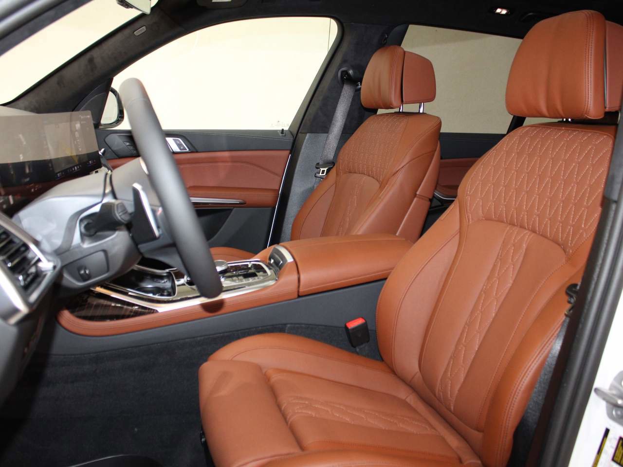 New 2026 BMW X7 M60i image 13