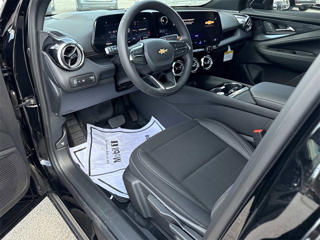 New 2026 Chevrolet Blazer EV LT image 9