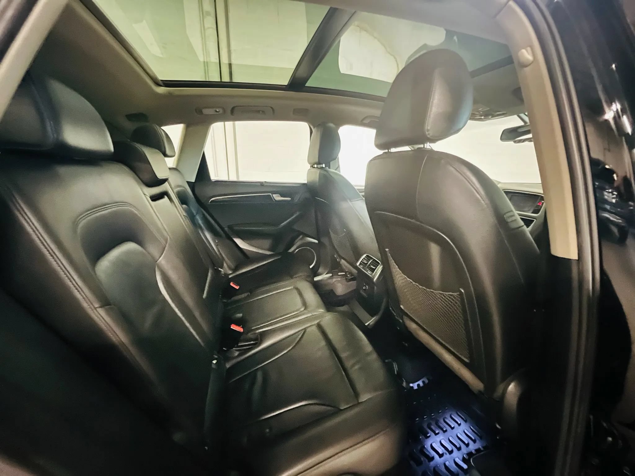 Used 2012 Audi Q5 3.2 Prestige AWD/4WD image 9