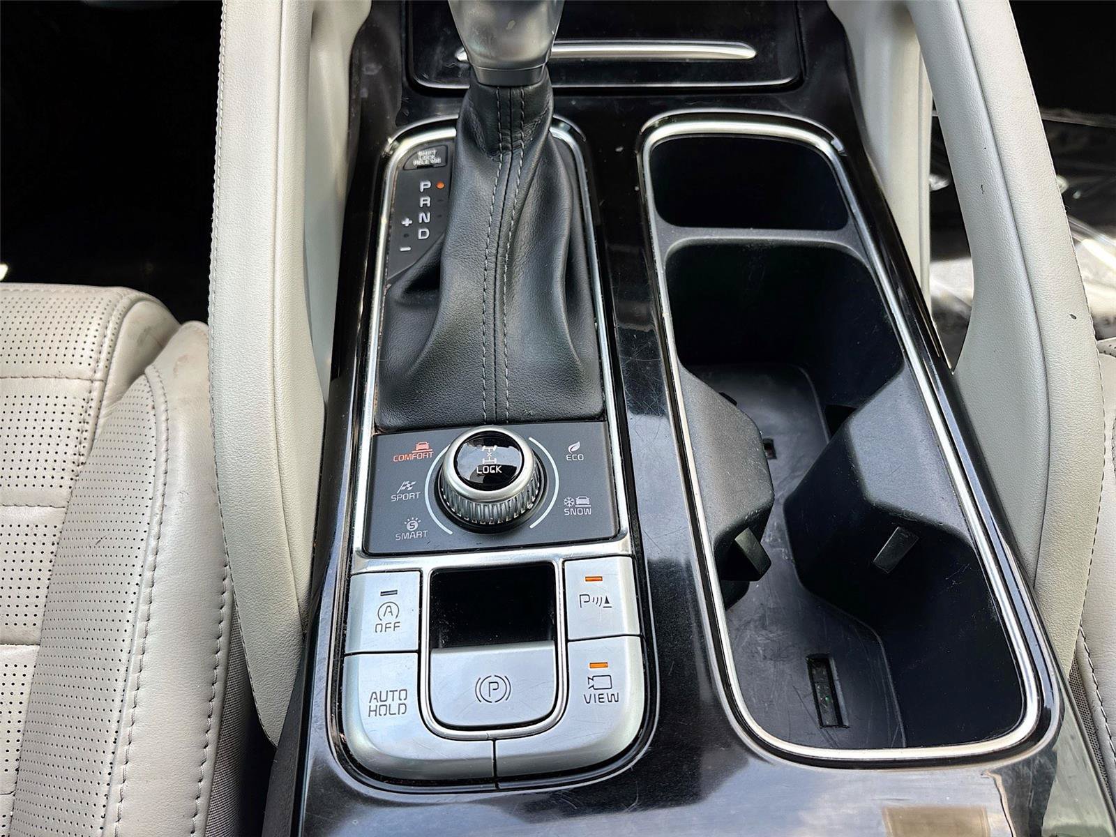Used 2020 Kia Telluride SX w/ SX Prestige Package AWD/4WD image 17