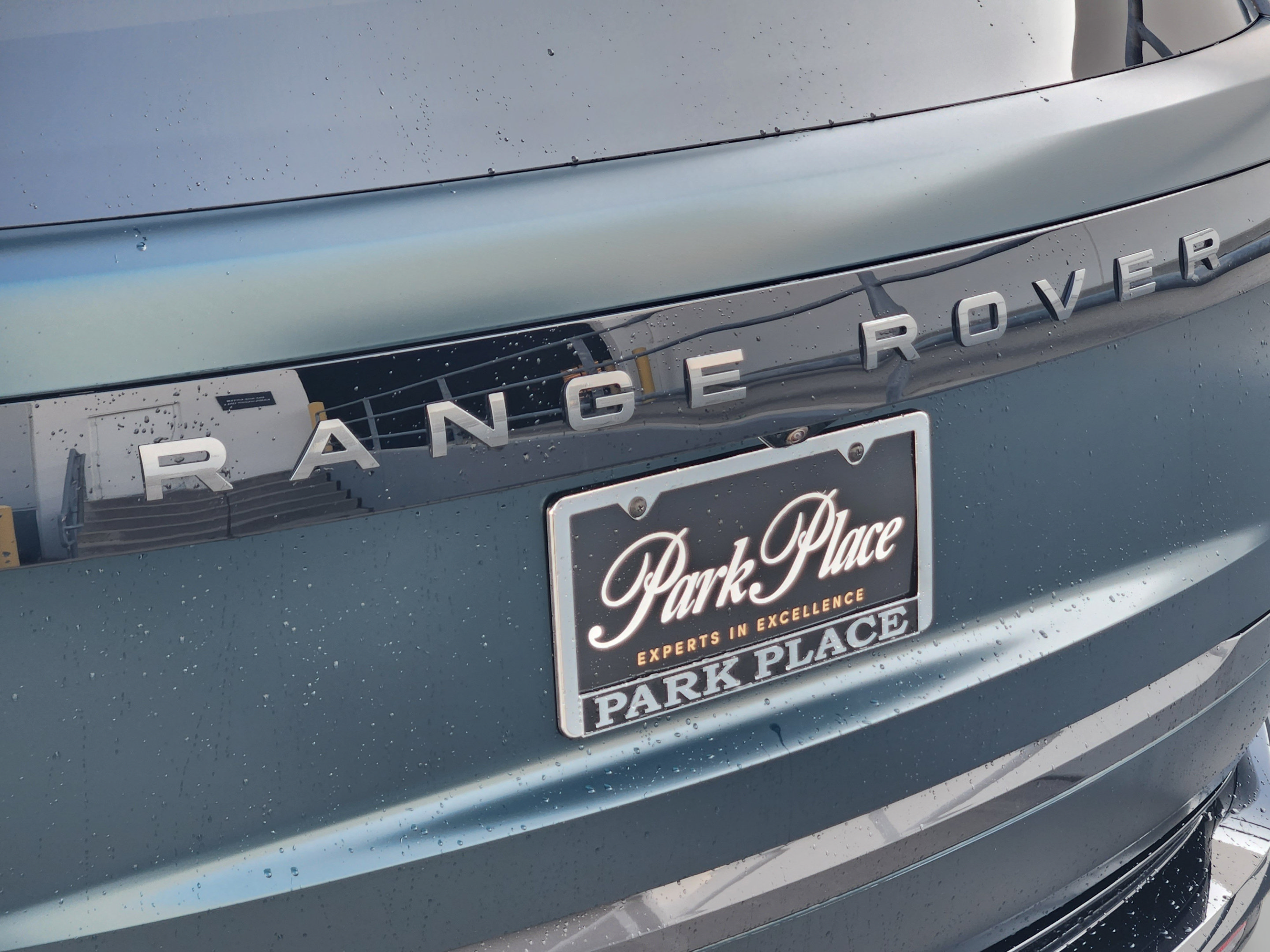 Certified 2026 Land Rover Range Rover SE AWD/4WD image 31