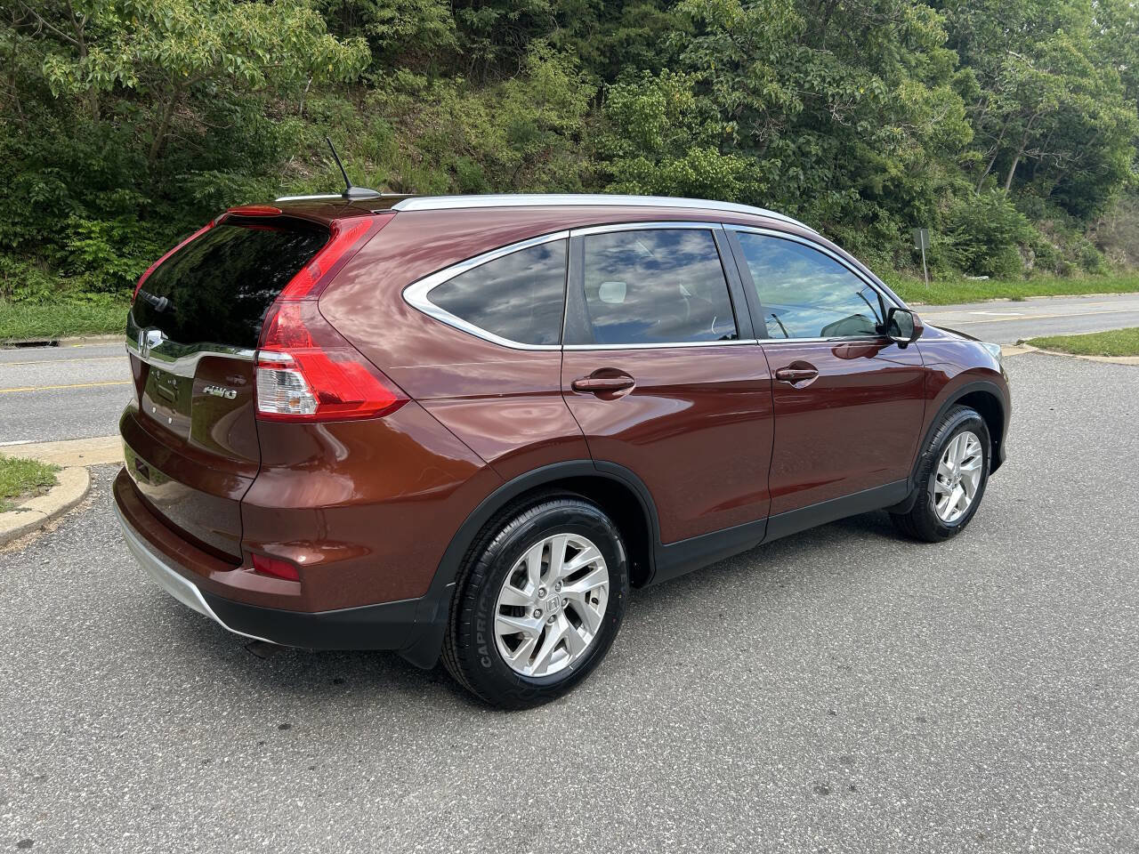 Used 2015 Honda CR-V EX-L image 9
