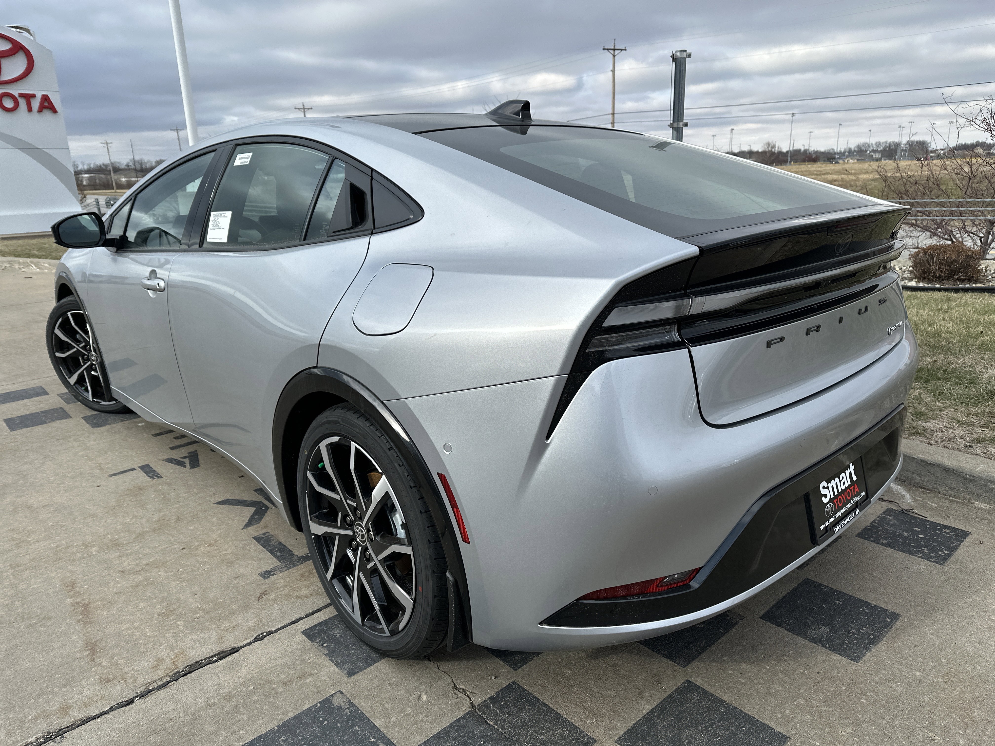 New 2026 Toyota Prius Plug-In Hybrid w/ Limited Premium Package image 4