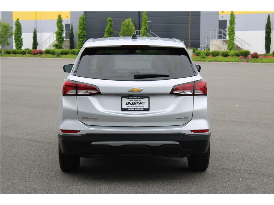 Used 2022 Chevrolet Equinox LT w/ Driver Convenience Package AWD/4WD image 3