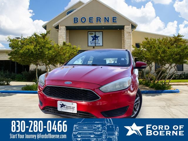 Used 2015 Ford Focus SE FWD image 1