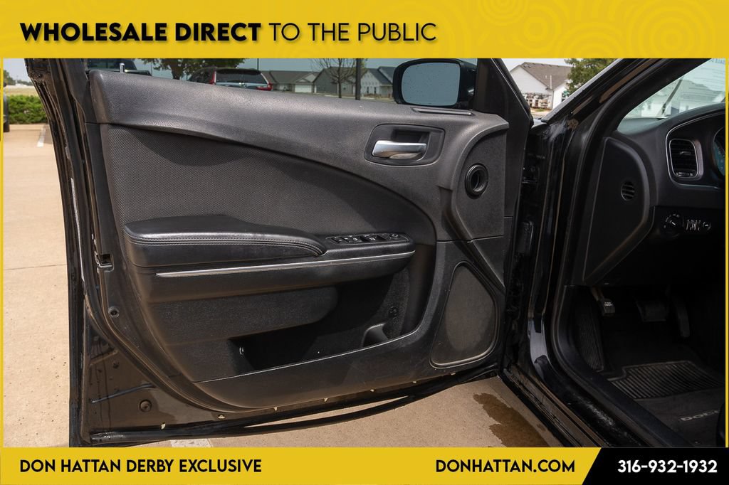 Used 2015 Dodge Charger SE w/ Popular Equipment Group RWD image 14