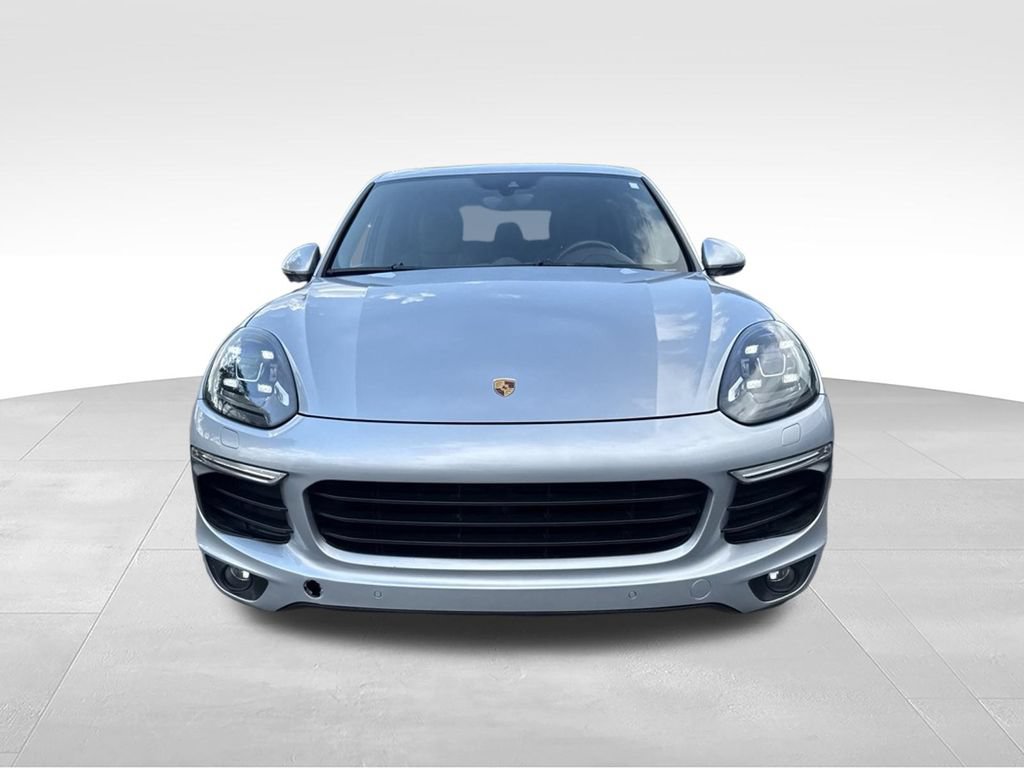 Used 2017 Porsche Cayenne Platinum Edition AWD/4WD image 2