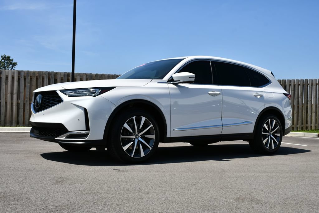 Used 2025 Acura MDX FWD w/ Technology Package image 4