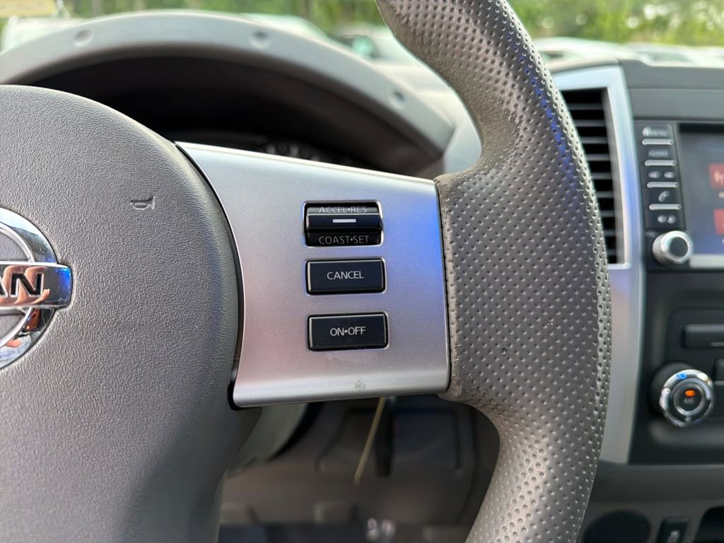 Used 2019 Nissan Frontier SV image 21