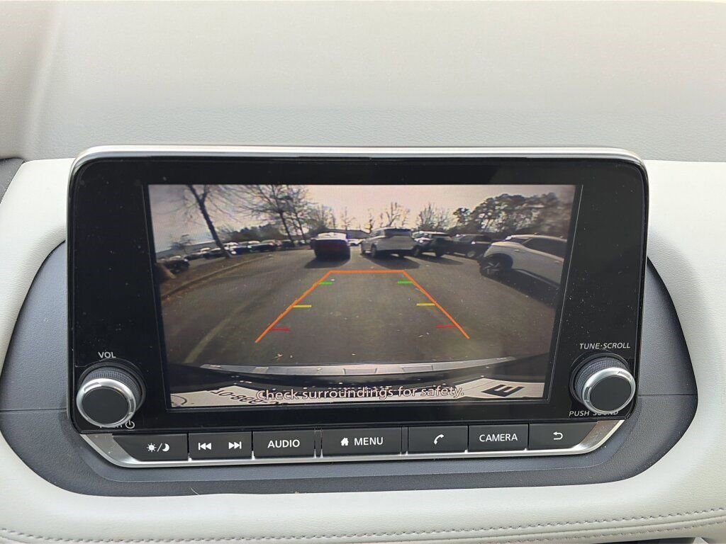 Certified 2023 Nissan Rogue SV image 14