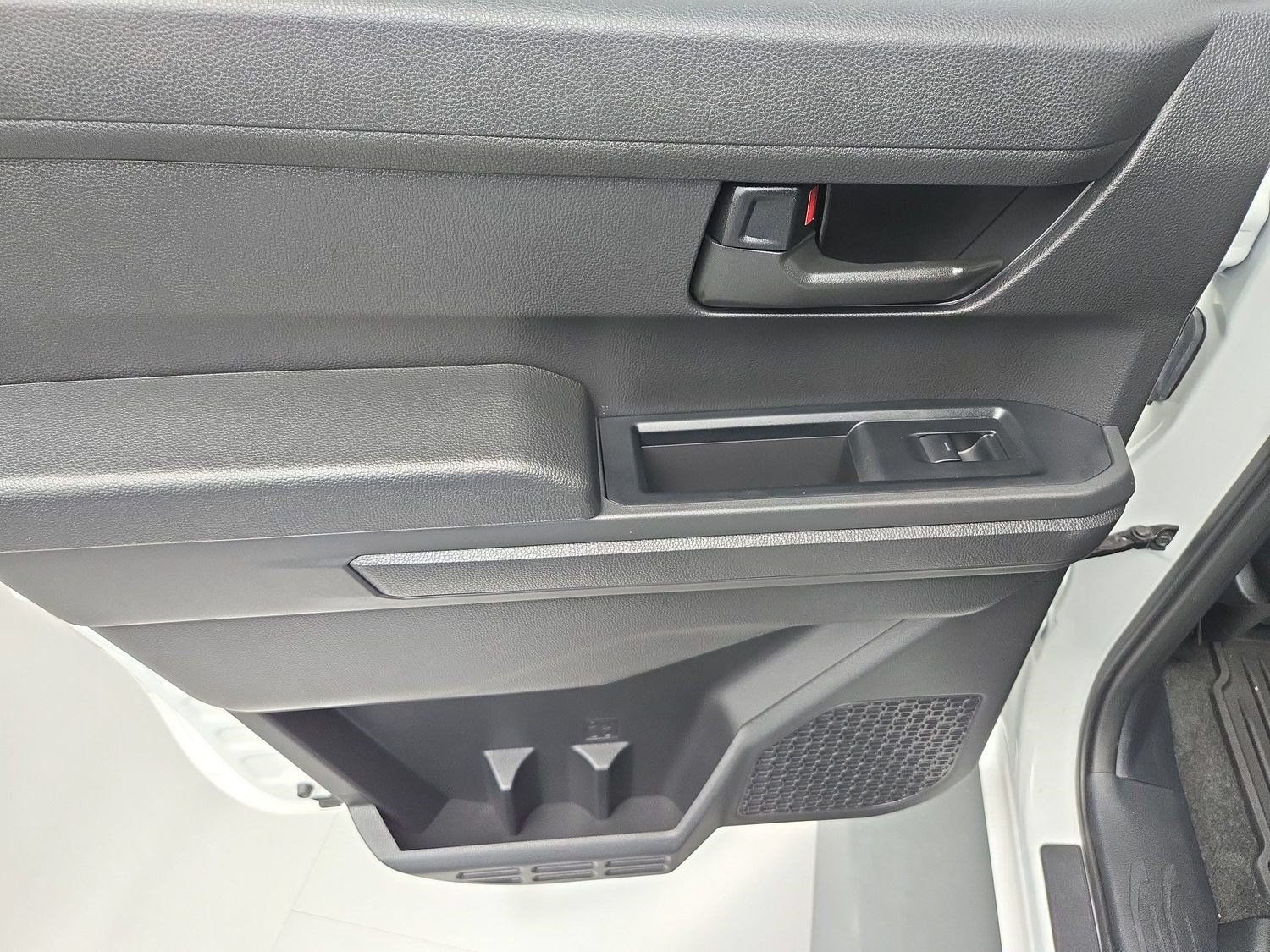 Certified 2025 Toyota Tacoma SR5 AWD/4WD image 19