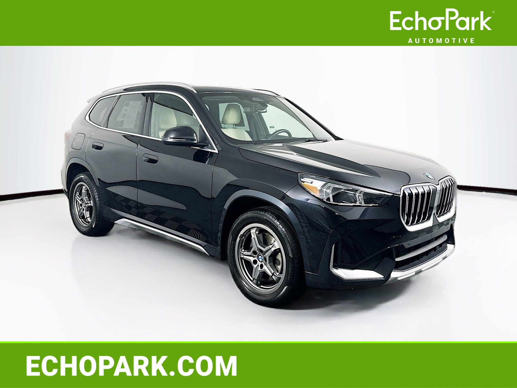 Used 2025 BMW X1 xDrive28i AWD/4WD image 1
