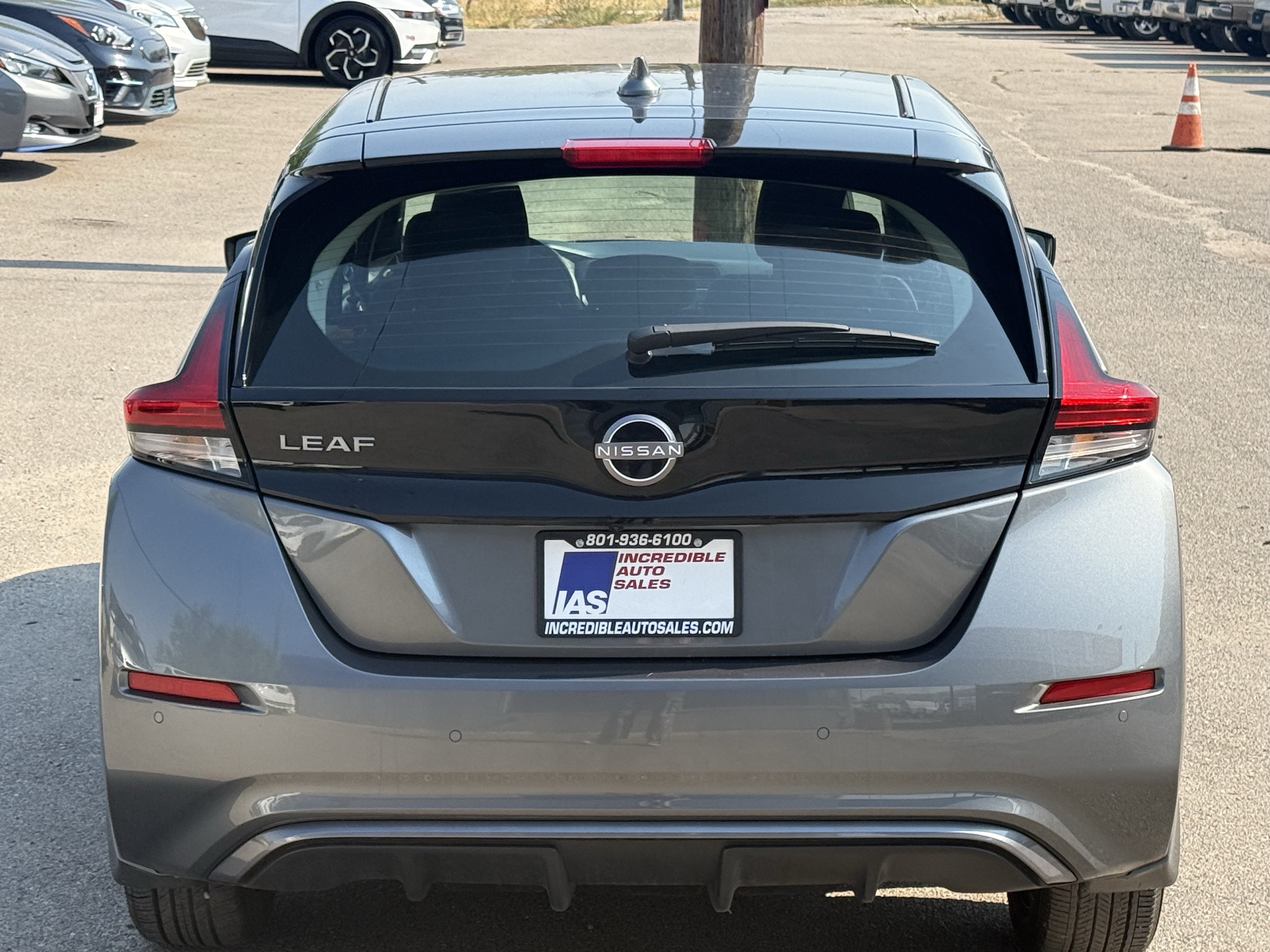 Used 2025 Nissan Leaf S FWD image 5