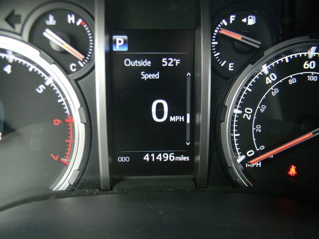 Used 2023 Toyota 4Runner Limited AWD/4WD image 10