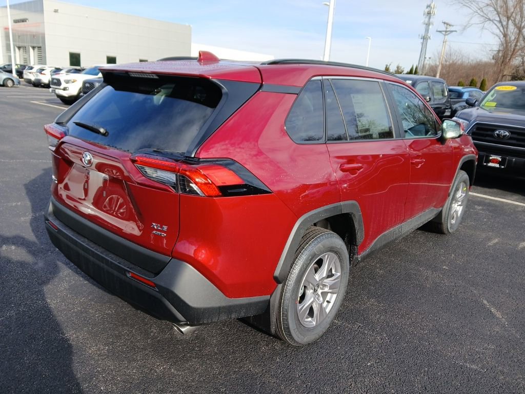 New 2025 Toyota RAV4 XLE image 3