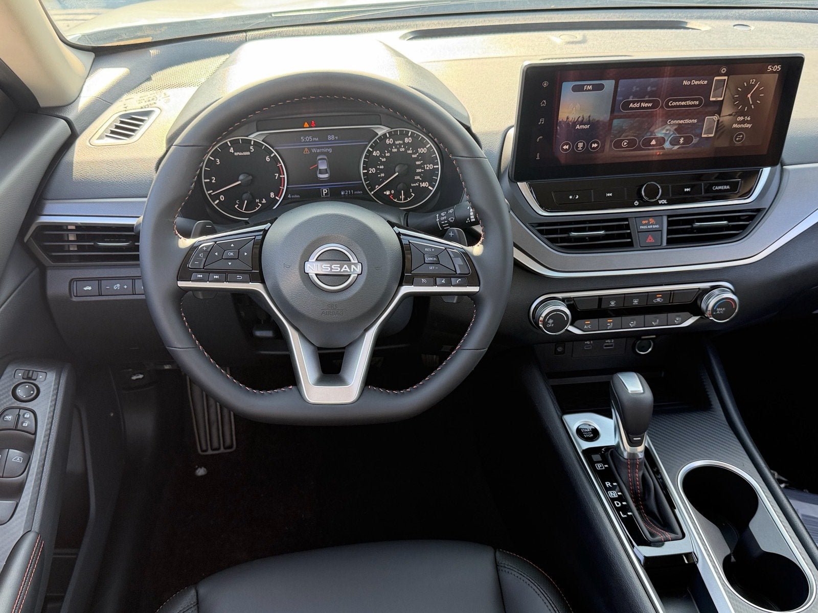 New 2026 Nissan Altima 2.5 SR FWD image 11
