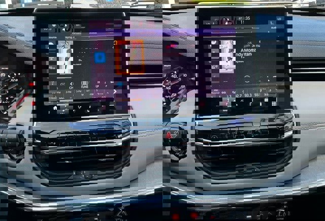 Used 2022 Jeep Compass Limited image 27