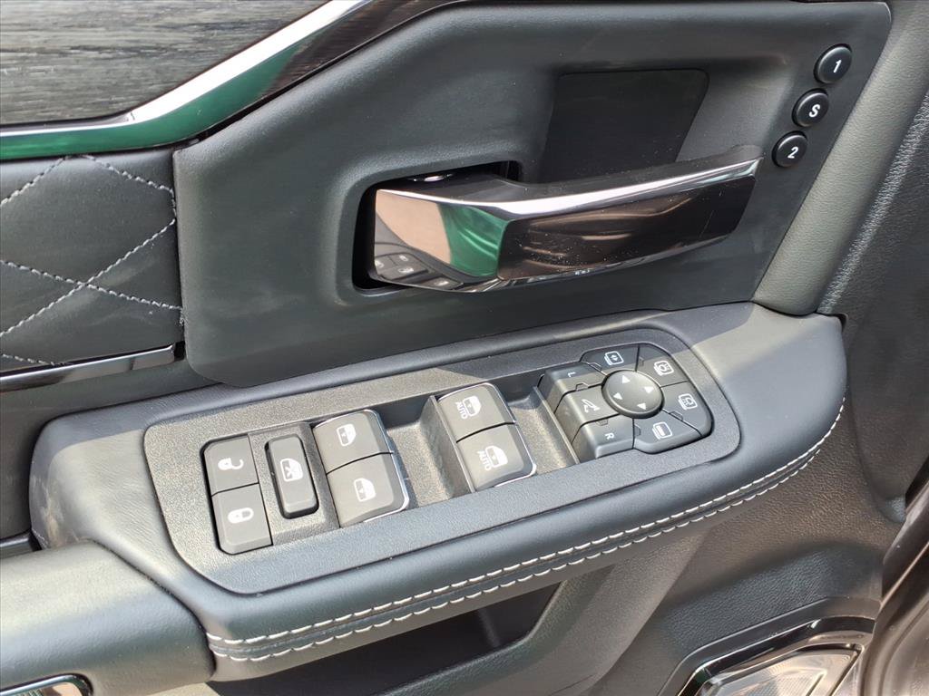 New 2026 RAM 2500 Limited AWD/4WD image 20