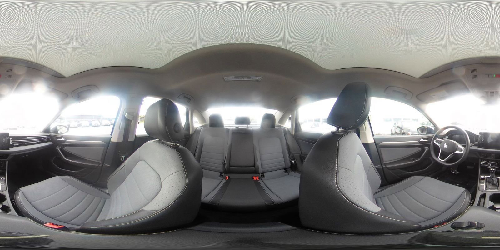 Used 2025 Volkswagen Jetta SE image 42