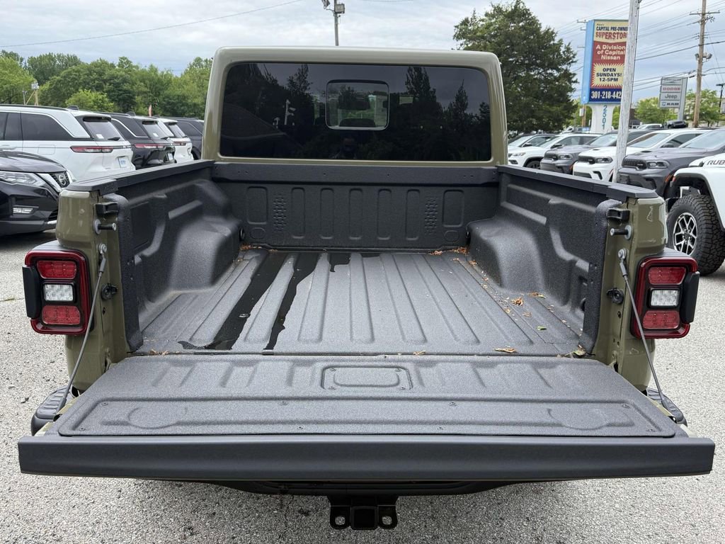 New 2026 Jeep Gladiator Rubicon AWD/4WD image 11