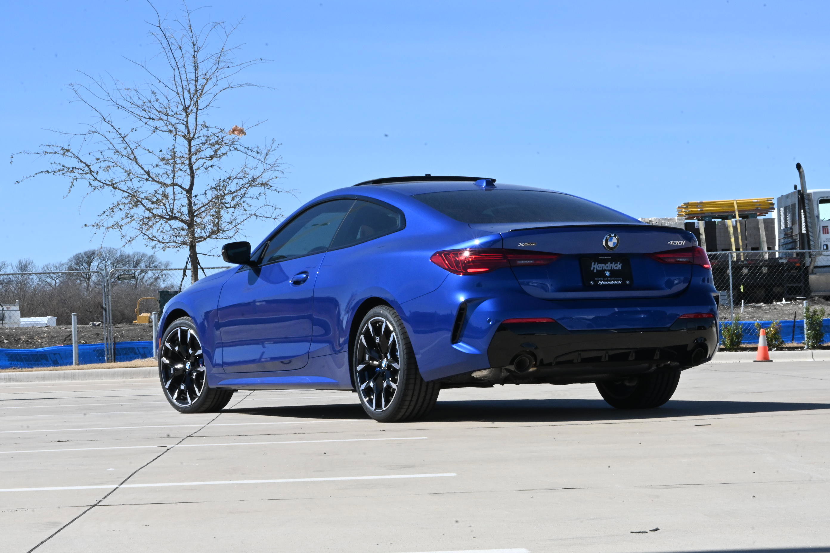 New 2026 BMW 430i xDrive Coupe w/ M Sport Package AWD/4WD image 2