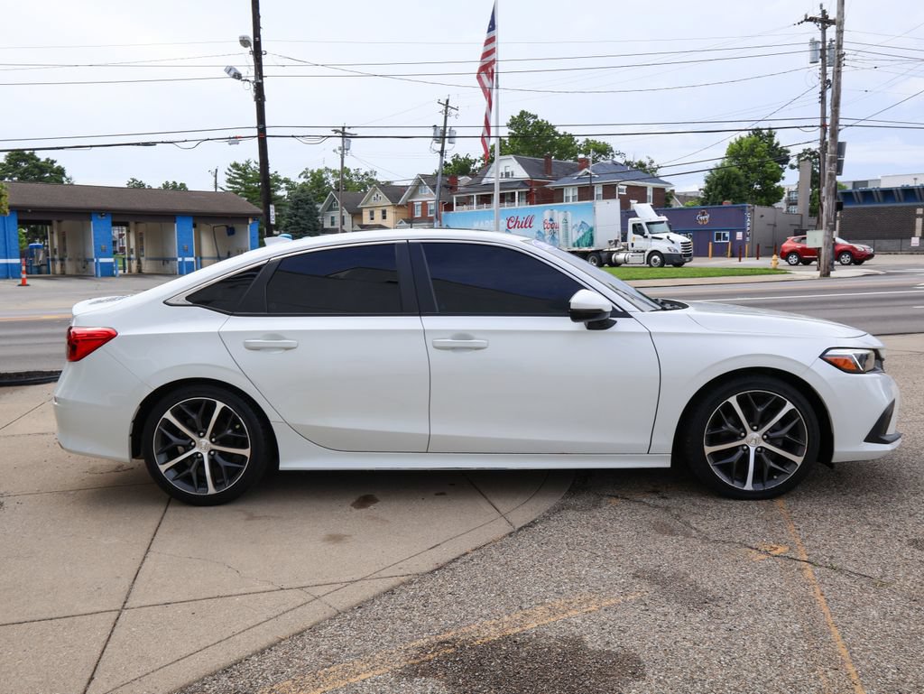 Used 2022 Honda Civic Touring image 6