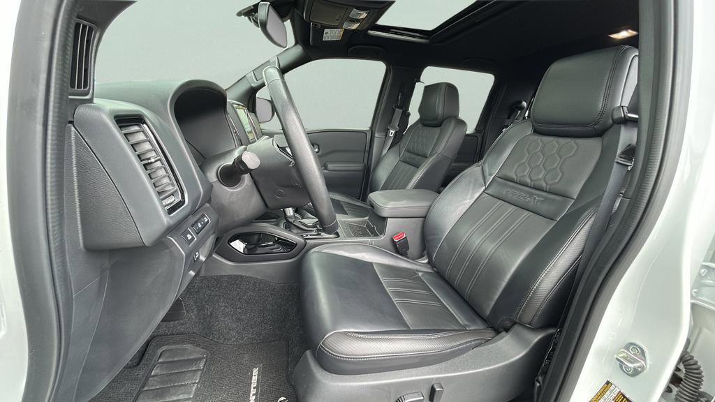 Used 2022 Nissan Frontier Pro-X w/ Pro-X Premium Package RWD image 13