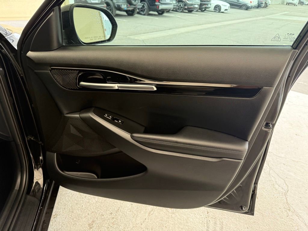 Used 2023 Kia Seltos S image 15