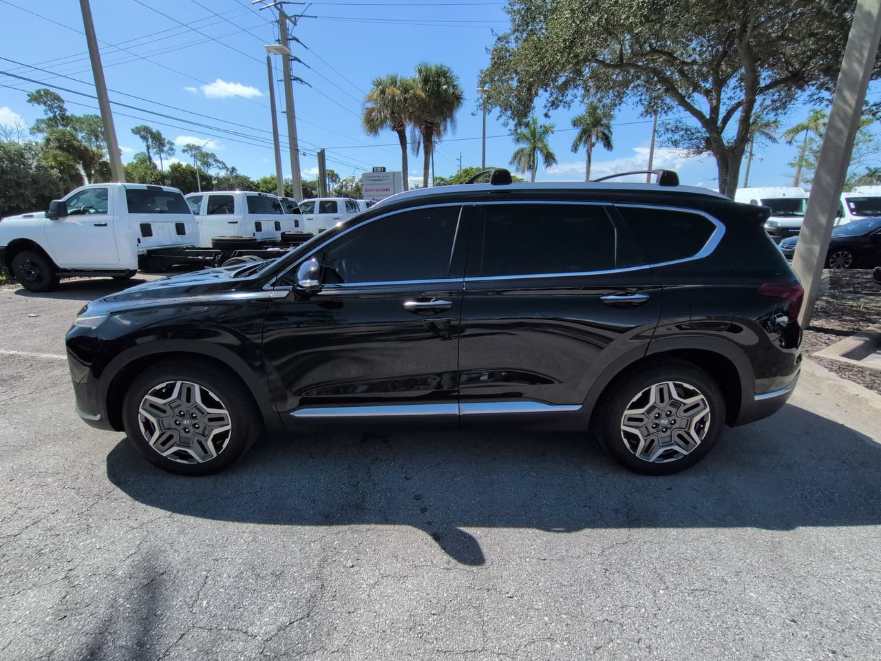 Used 2021 Hyundai Santa Fe Limited w/ Cargo Package FWD image 8