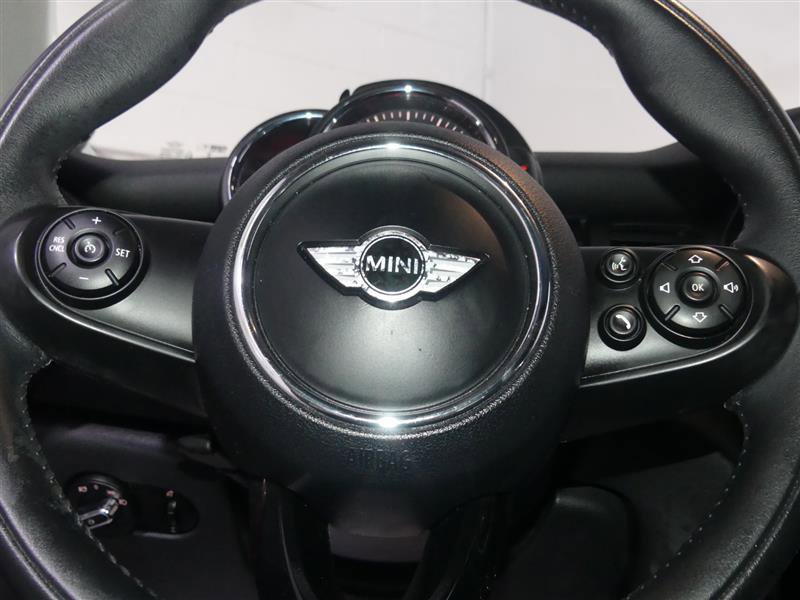 Used 2016 MINI Cooper S image 26