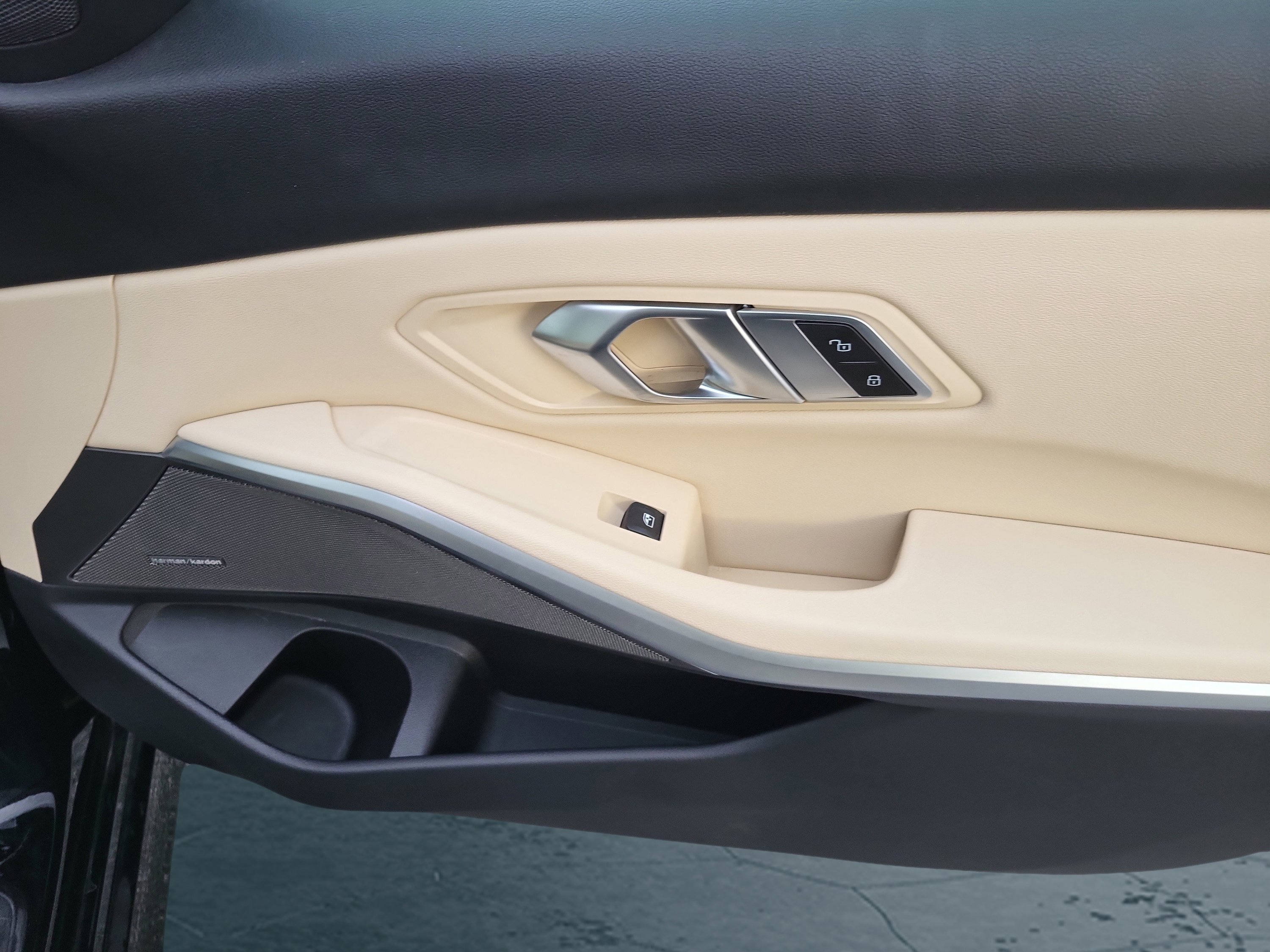 Used 2019 BMW 330i xDrive Sedan AWD/4WD image 18