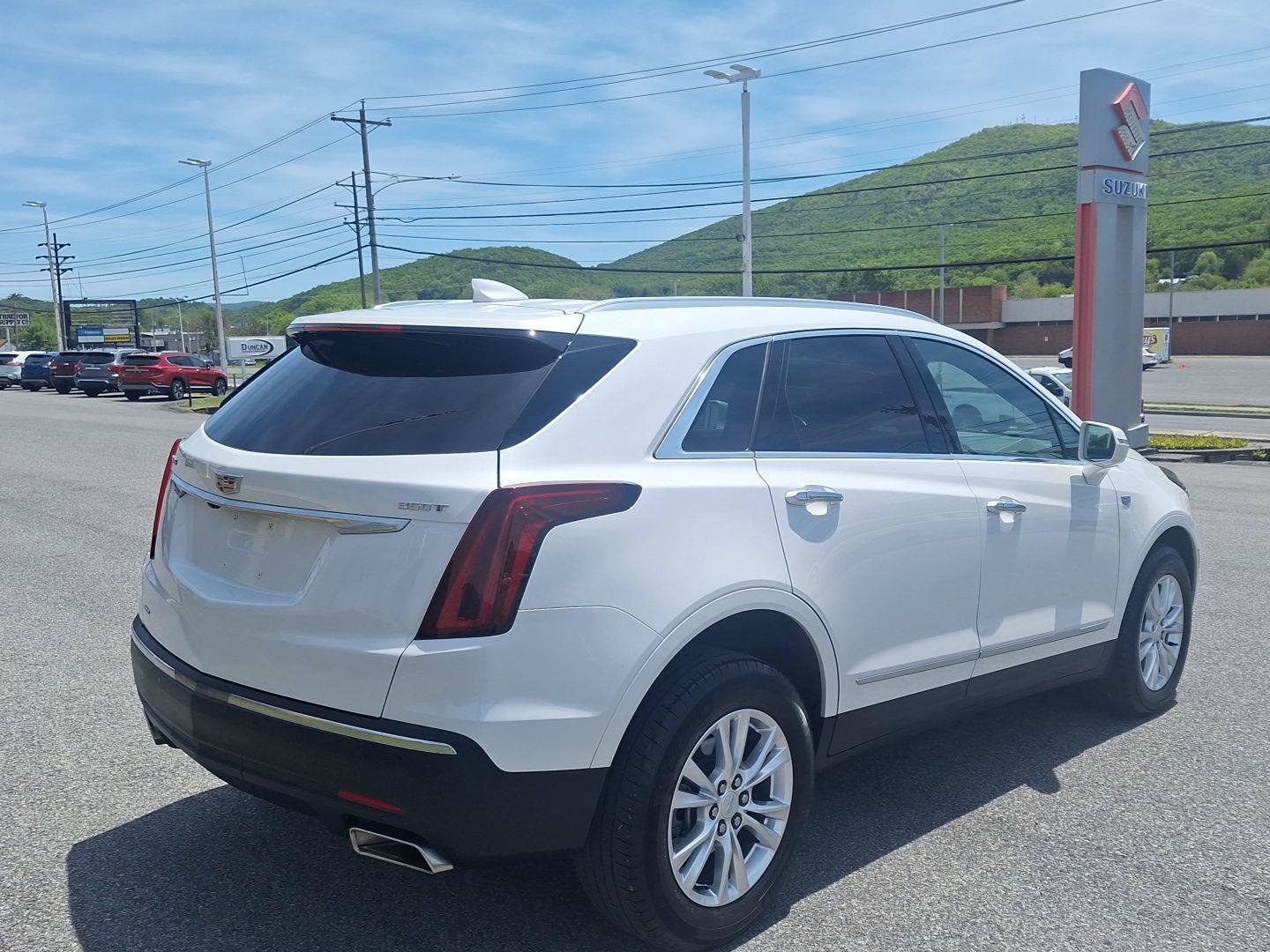 Used 2020 Cadillac XT5 Luxury AWD/4WD image 4