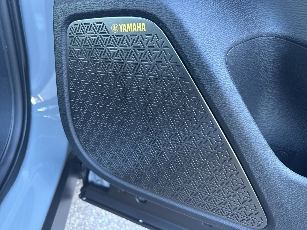 New 2026 Mitsubishi Outlander SE image 31