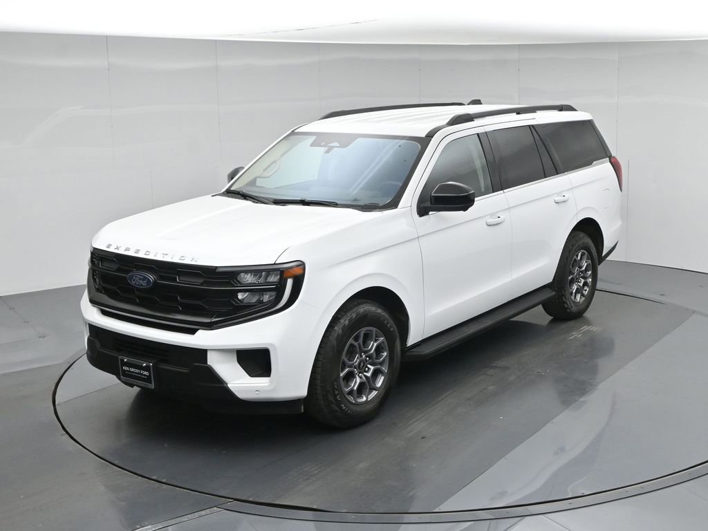 Used 2025 Ford Expedition Active AWD/4WD image 41