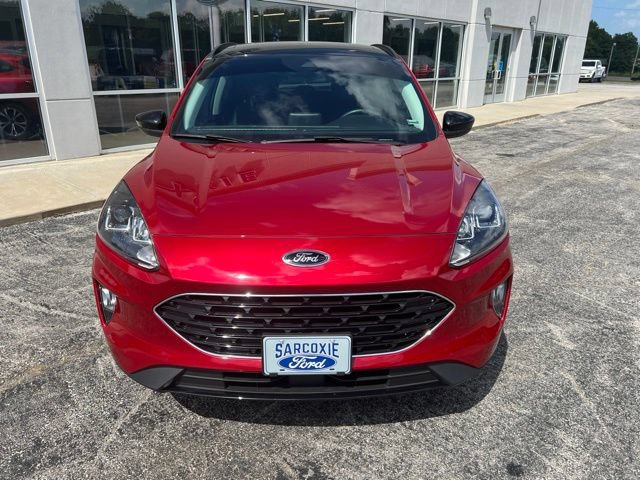 Used 2022 Ford Escape SEL w/ SEL Stealth AWD Package image 2