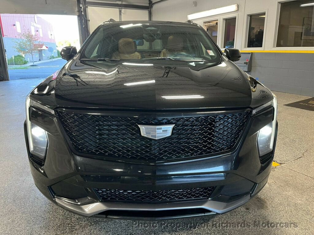 Used 2024 Cadillac XT4 Sport image 13