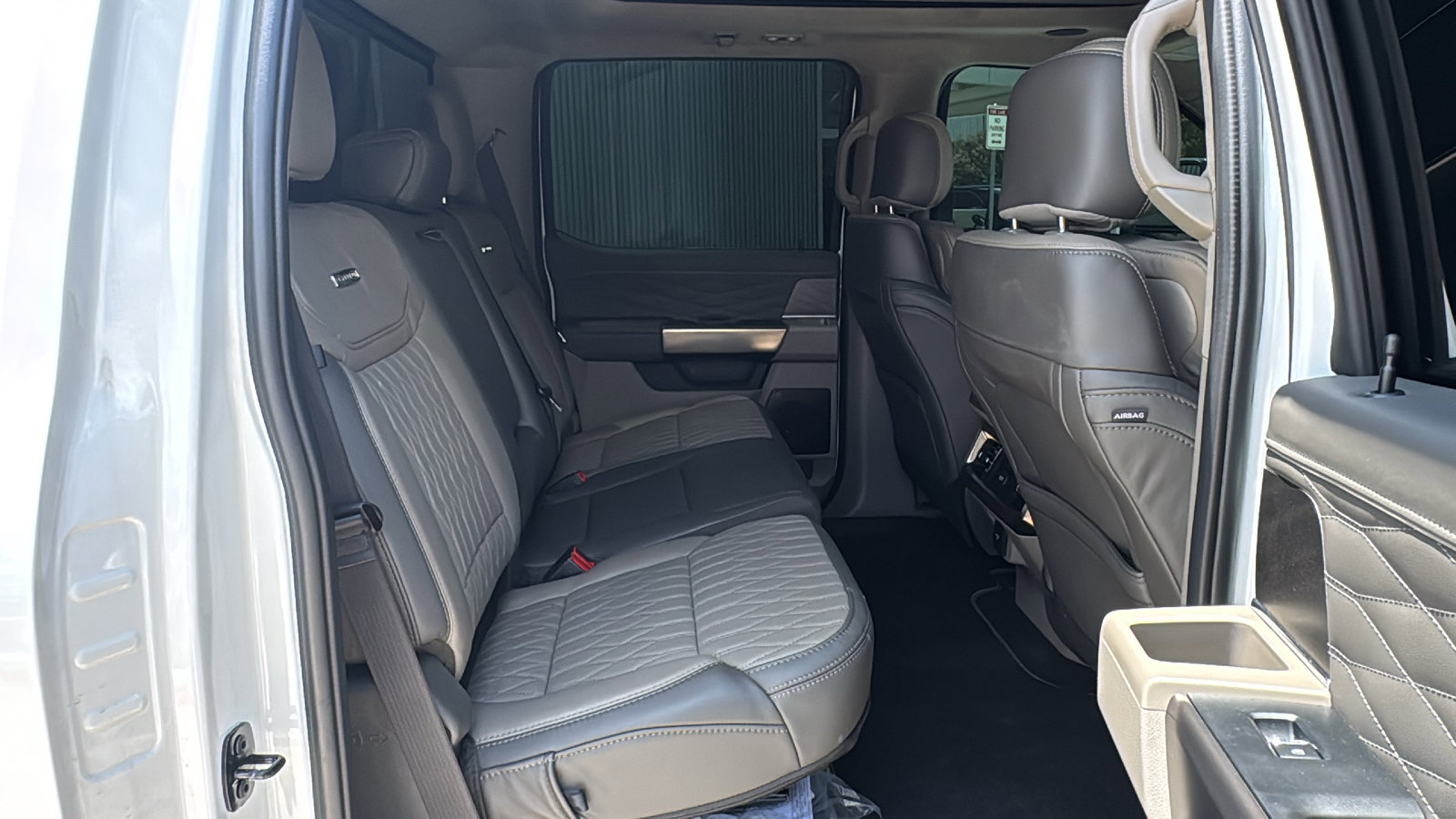 Used 2026 Ford F250 Platinum w/ Platinum Plus Package AWD/4WD image 25