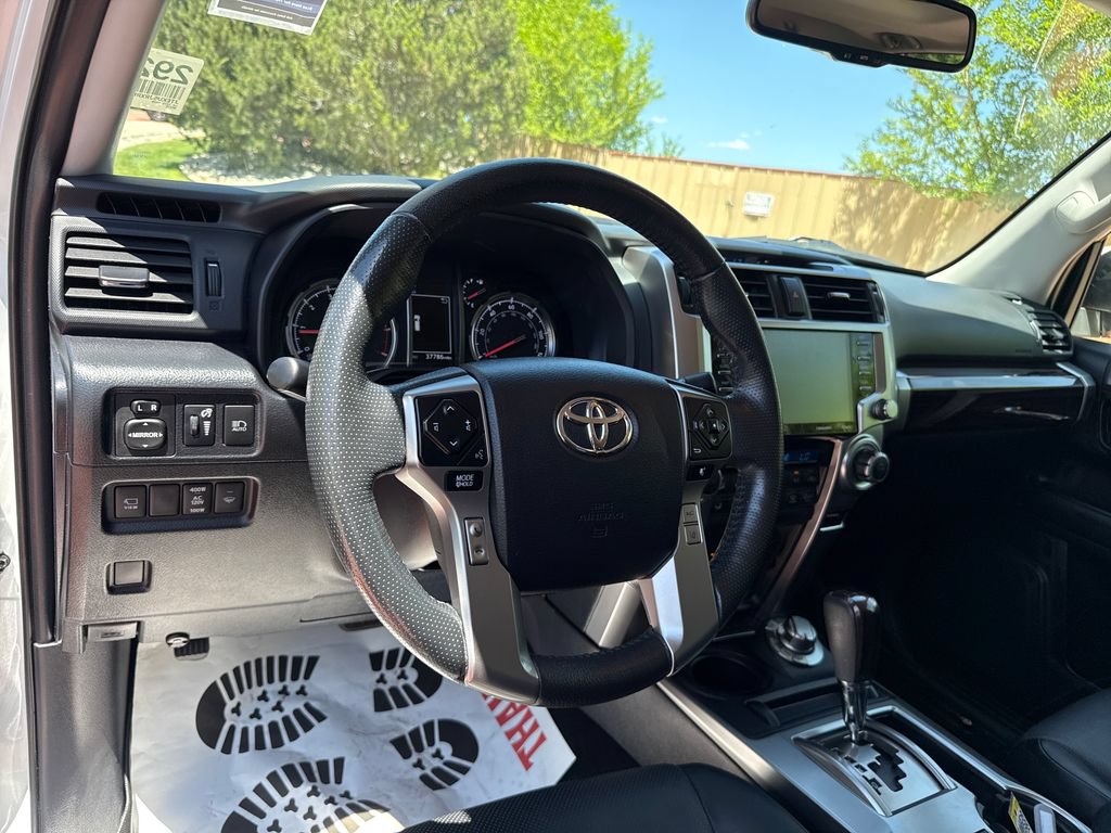 Used 2024 Toyota 4Runner Limited AWD/4WD image 14