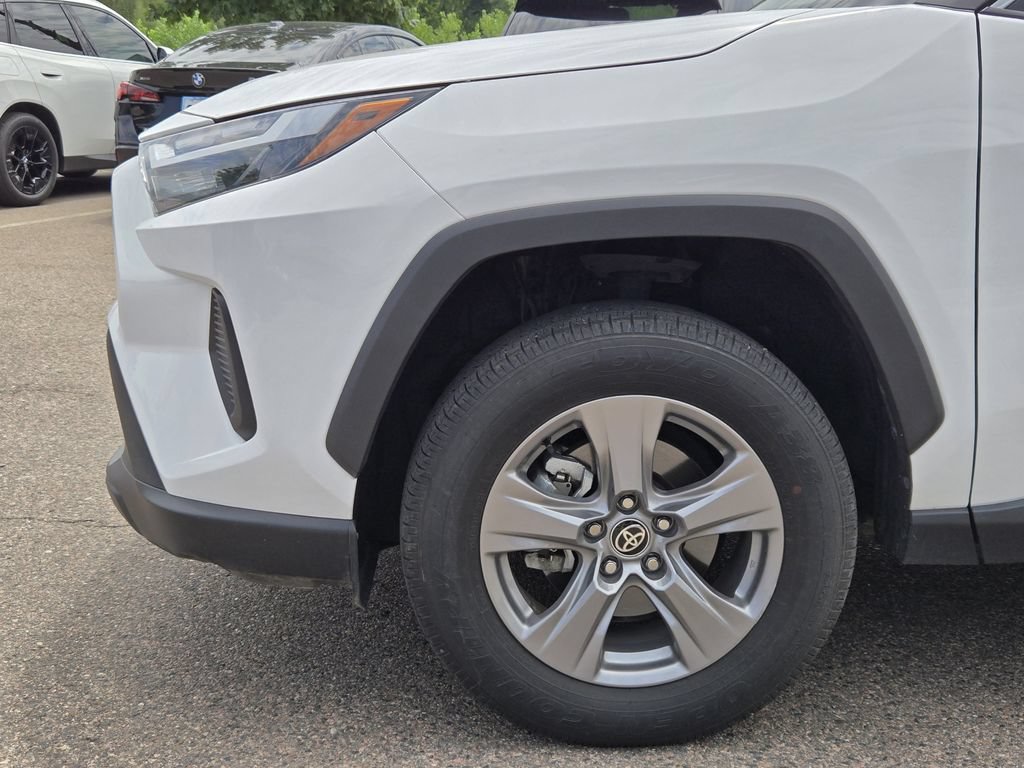 Used 2024 Toyota RAV4 XLE AWD/4WD image 8