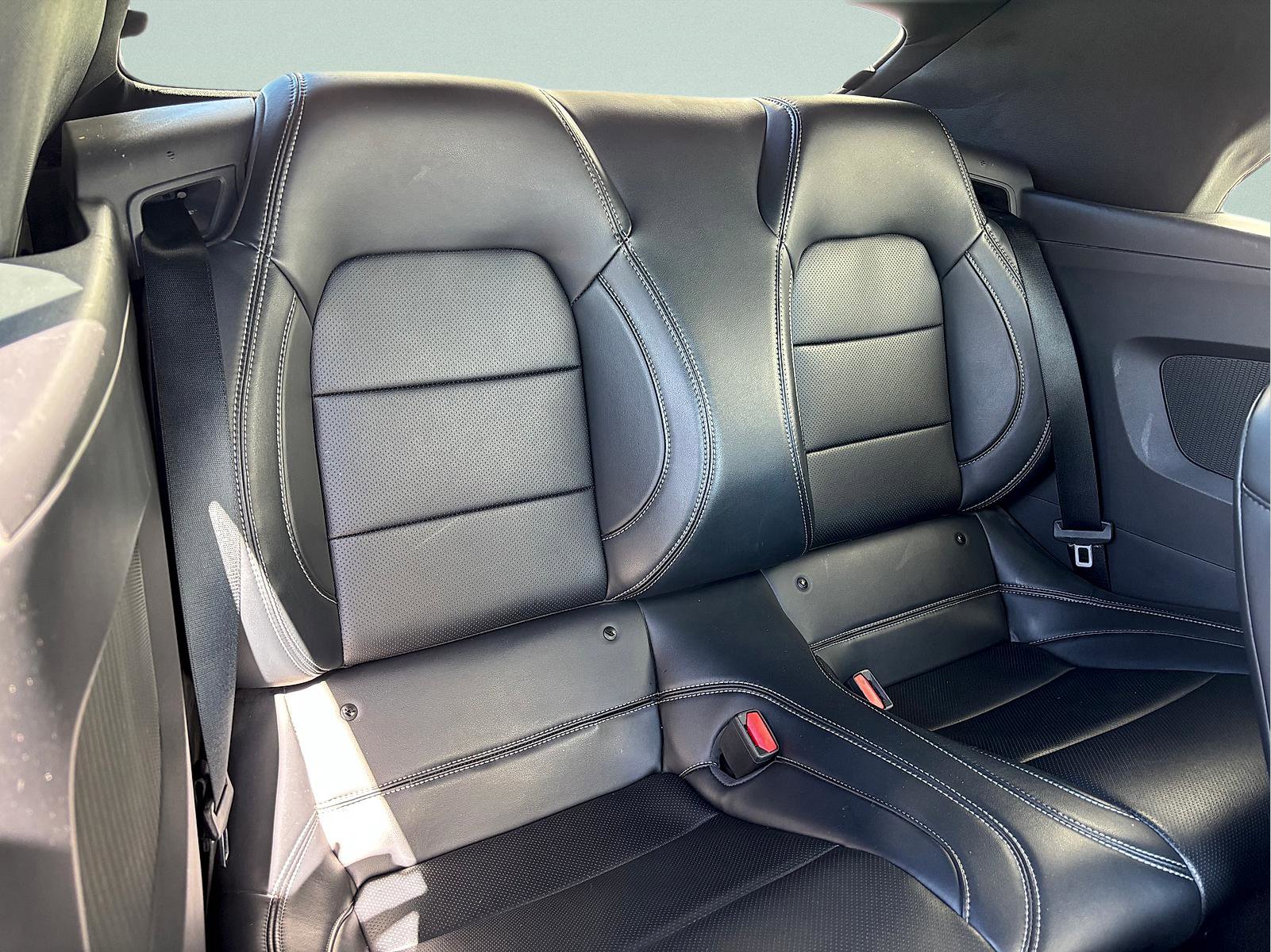 Used 2025 Ford Mustang Premium RWD image 33