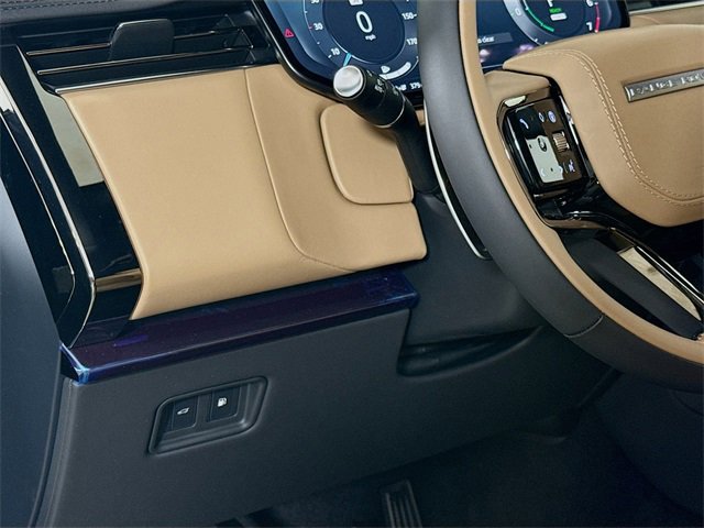 New 2025 Land Rover Range Rover Sport Dynamic SE image 10