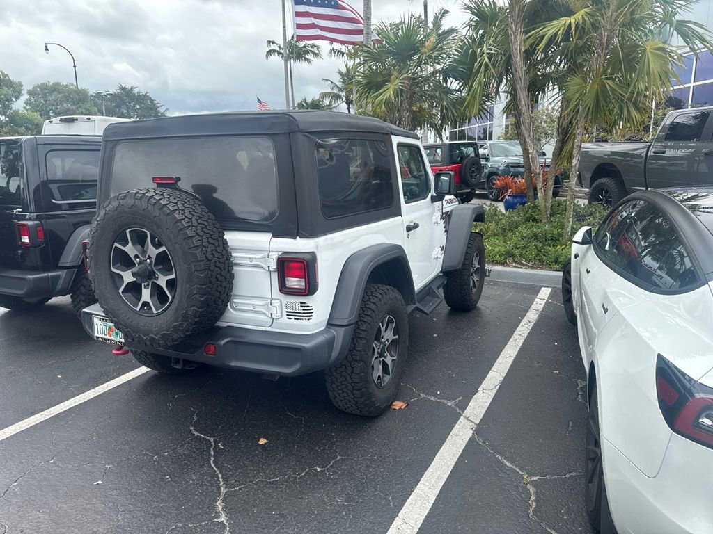 Used 2019 Jeep Wrangler Rubicon AWD/4WD image 2