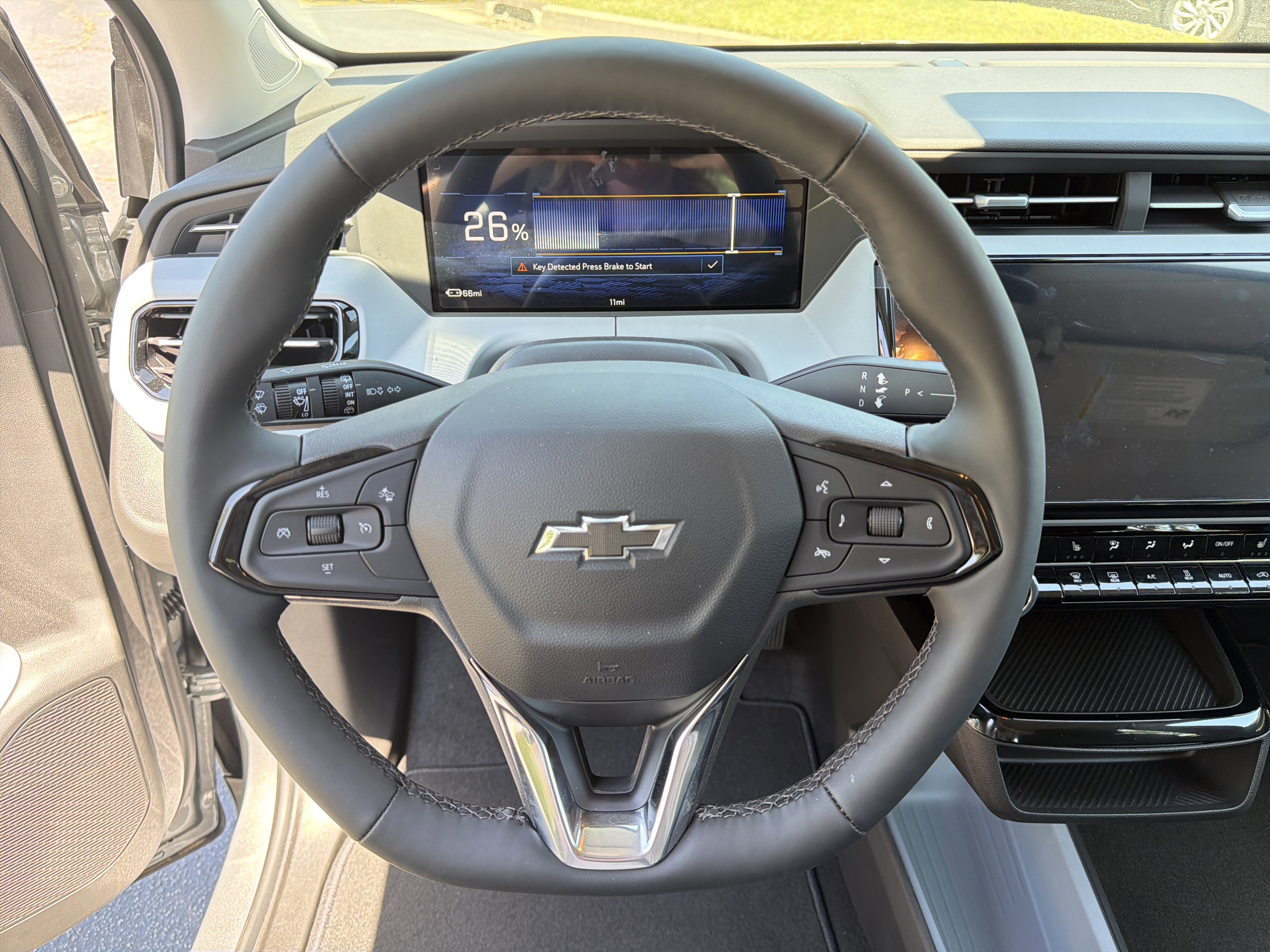 New 2027 Chevrolet Bolt LT w/ Comfort Package FWD image 23